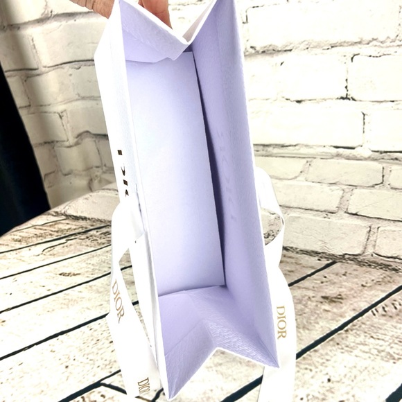 DIOR shopping tote bag in brand new condition! - Picture 2 of 7